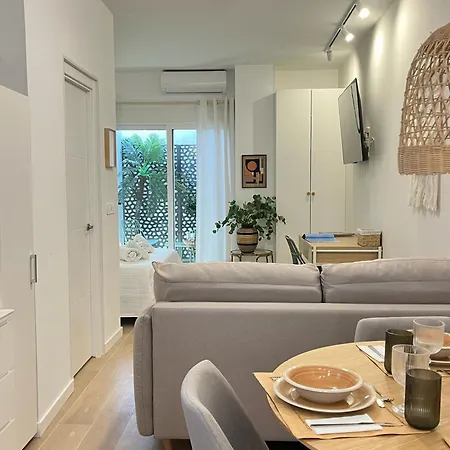 Loft Con Wifi Lavadora Secadora Cama Agradable Muy Proximo Valencia Apartment Exterior photo