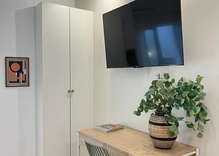Loft Con Wifi Lavadora Secadora Cama Agradable Muy Proximo Valencia